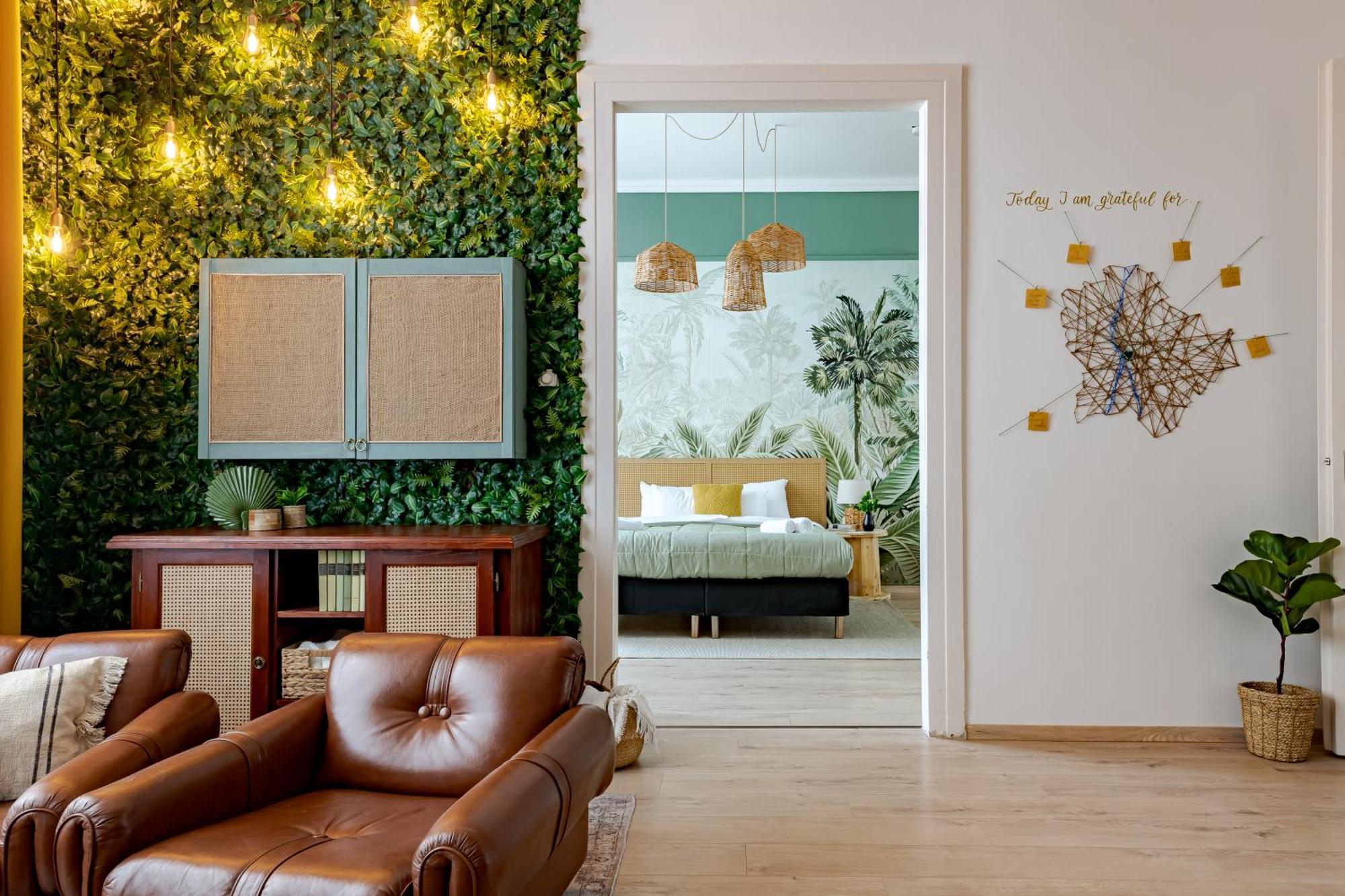 Jungle Aesthetics Downtown Apartman Aircon And Garage Parking Budapest Exteriör bild